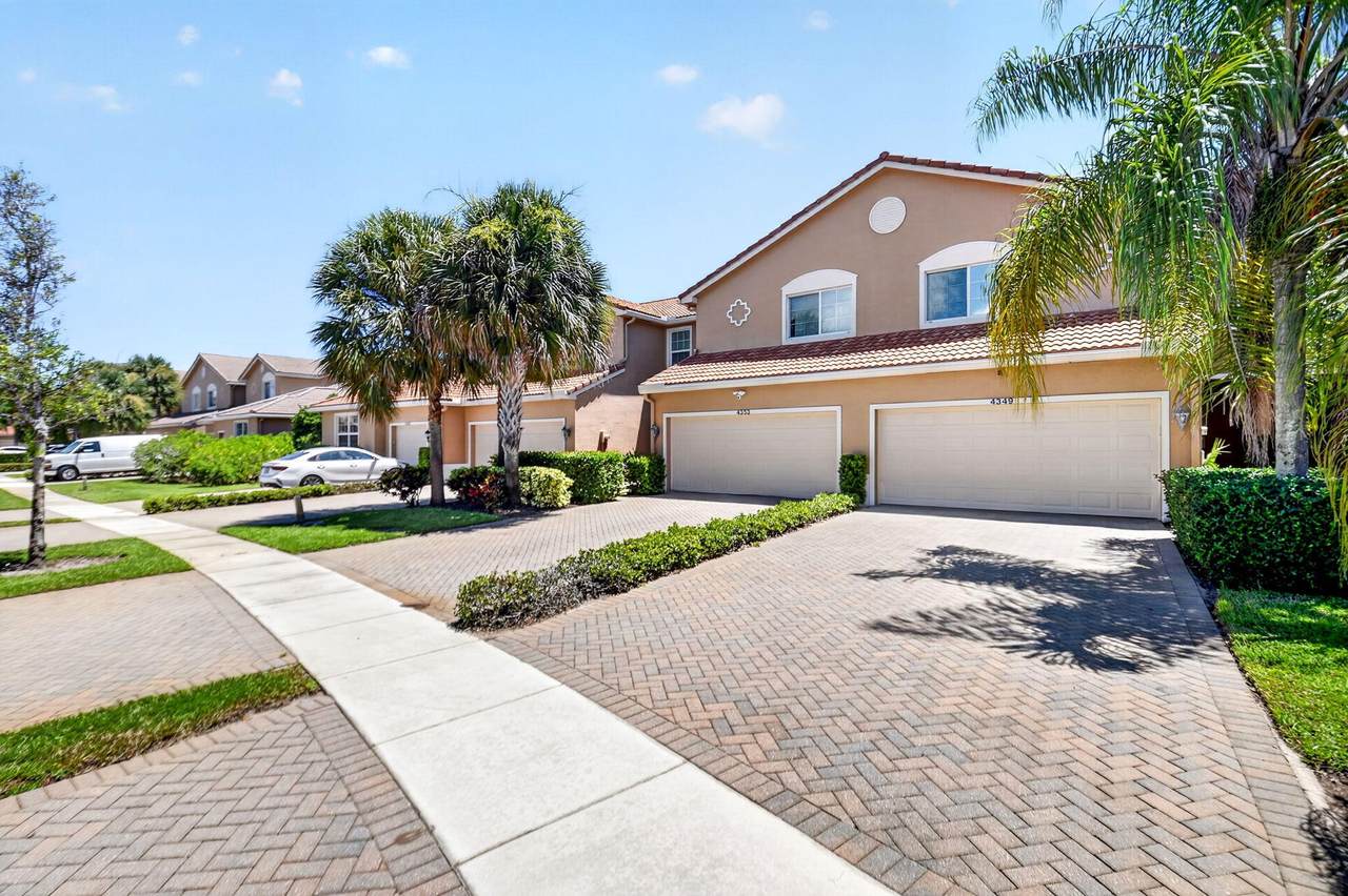 4349 Colony View Drive - Photo 1