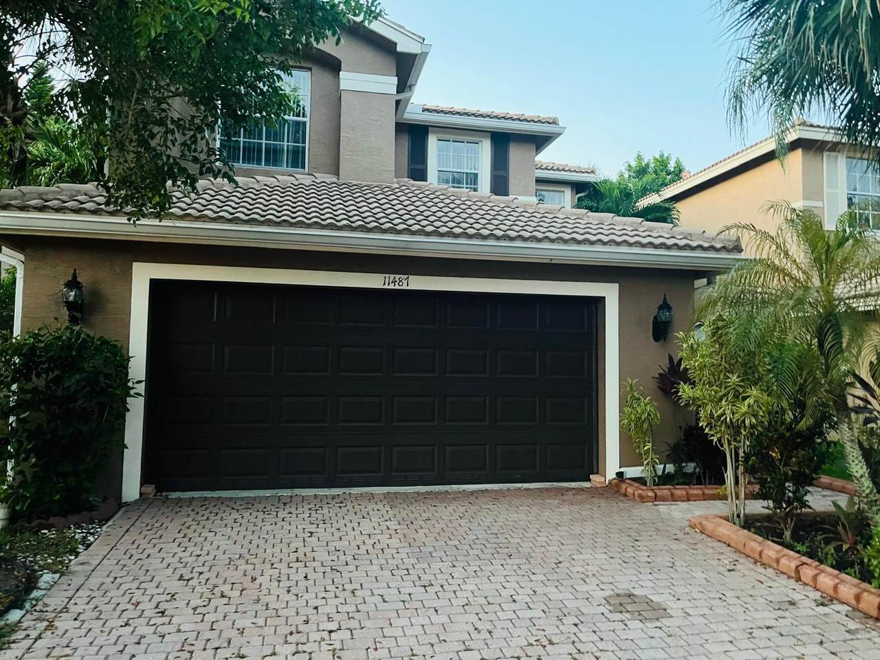 11487 Blue Violet Lane - Photo 1