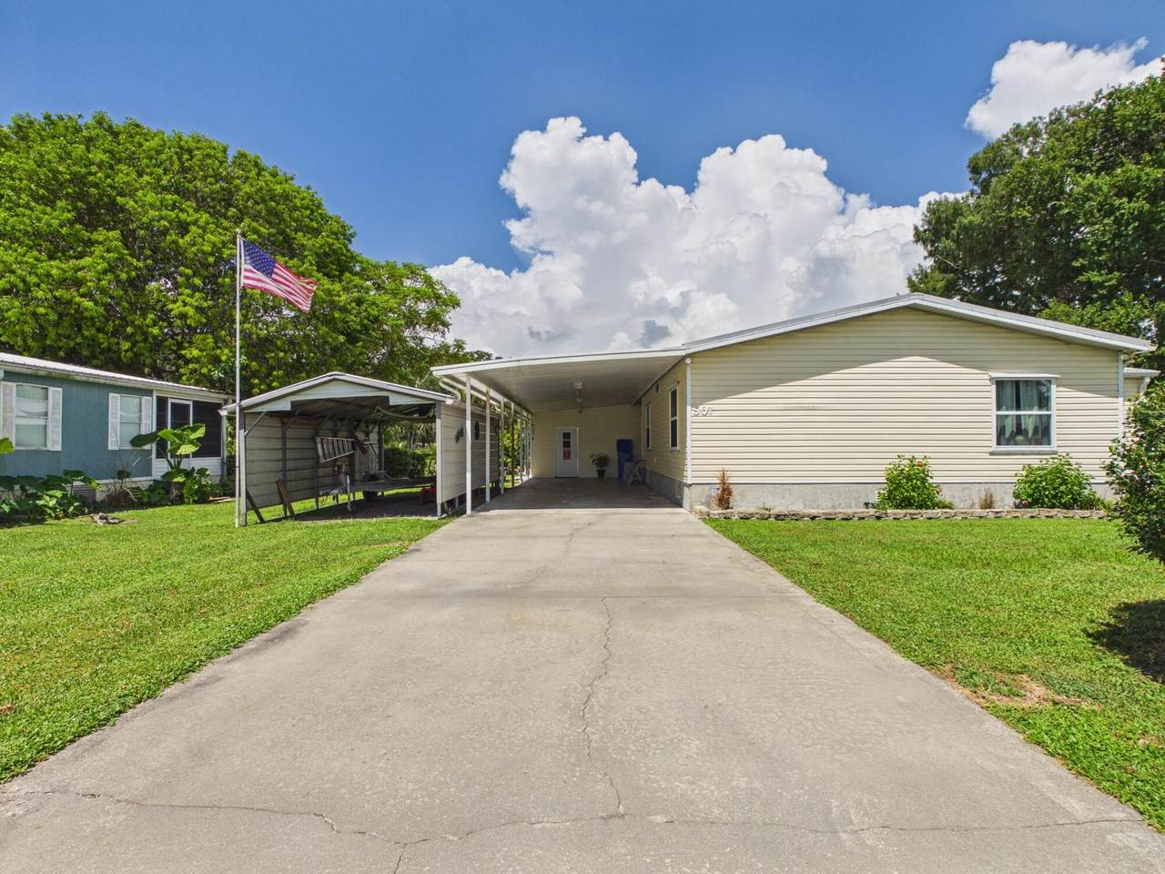 501 8TH Avenue - Photo 1