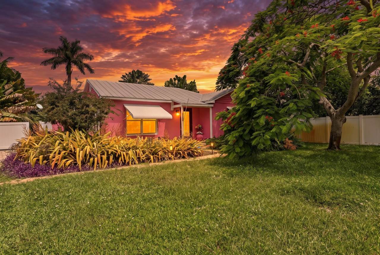 227 Swinton Avenue - Photo 1