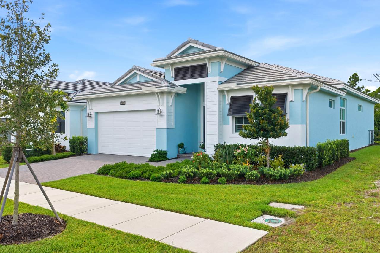 2165 Mosaic Boulevard - Photo 1