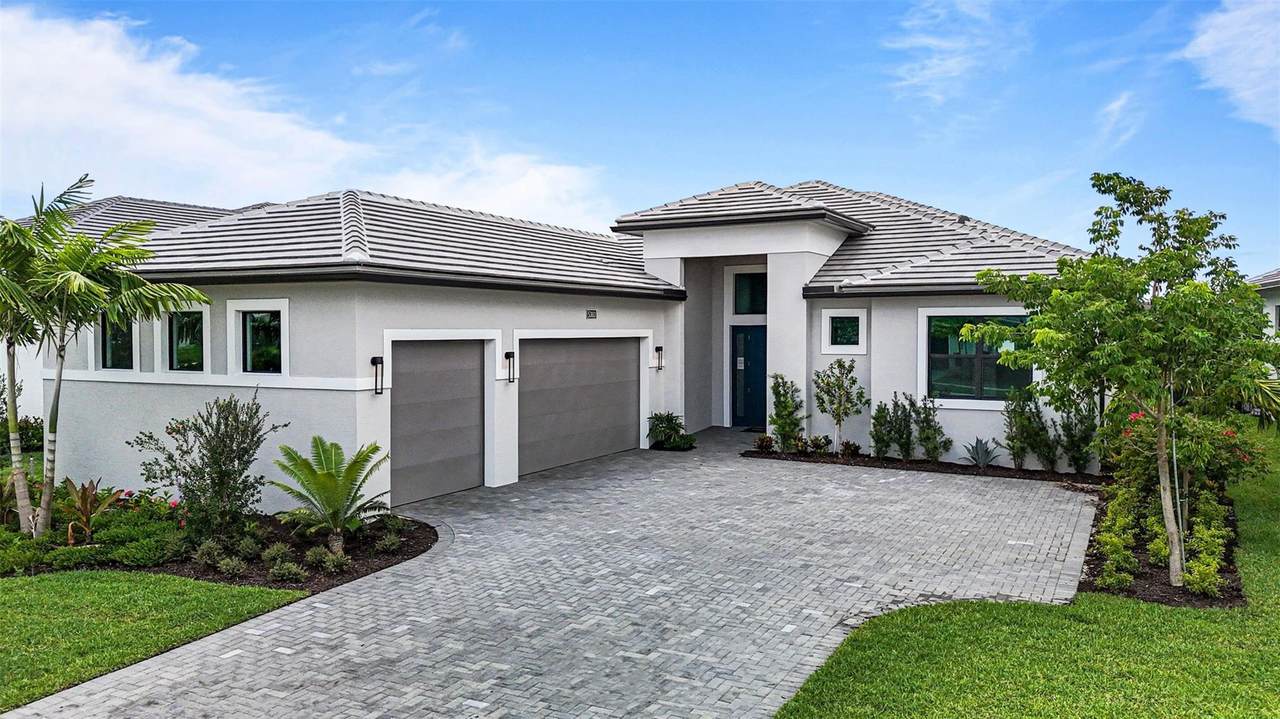 5303 Saint Armands Way - Photo 1