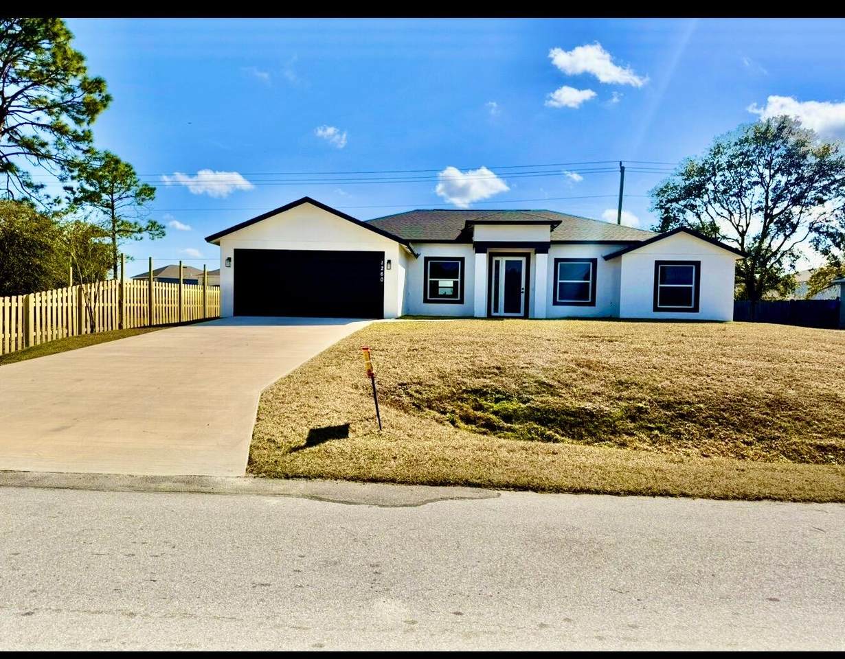 1260 Larkspur Street - Photo 1