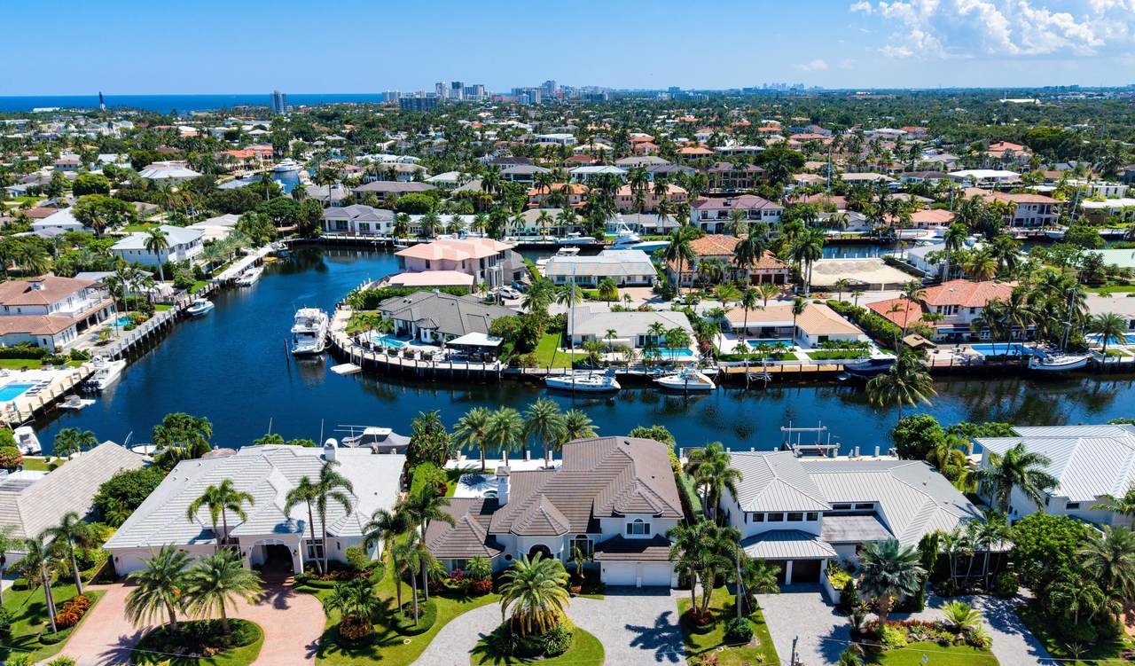 2520 35th Street - Photo 1