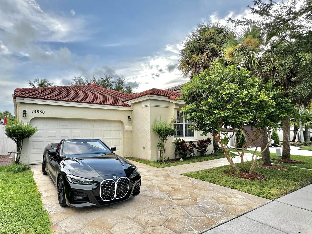 15850 11TH Street - Photo 1