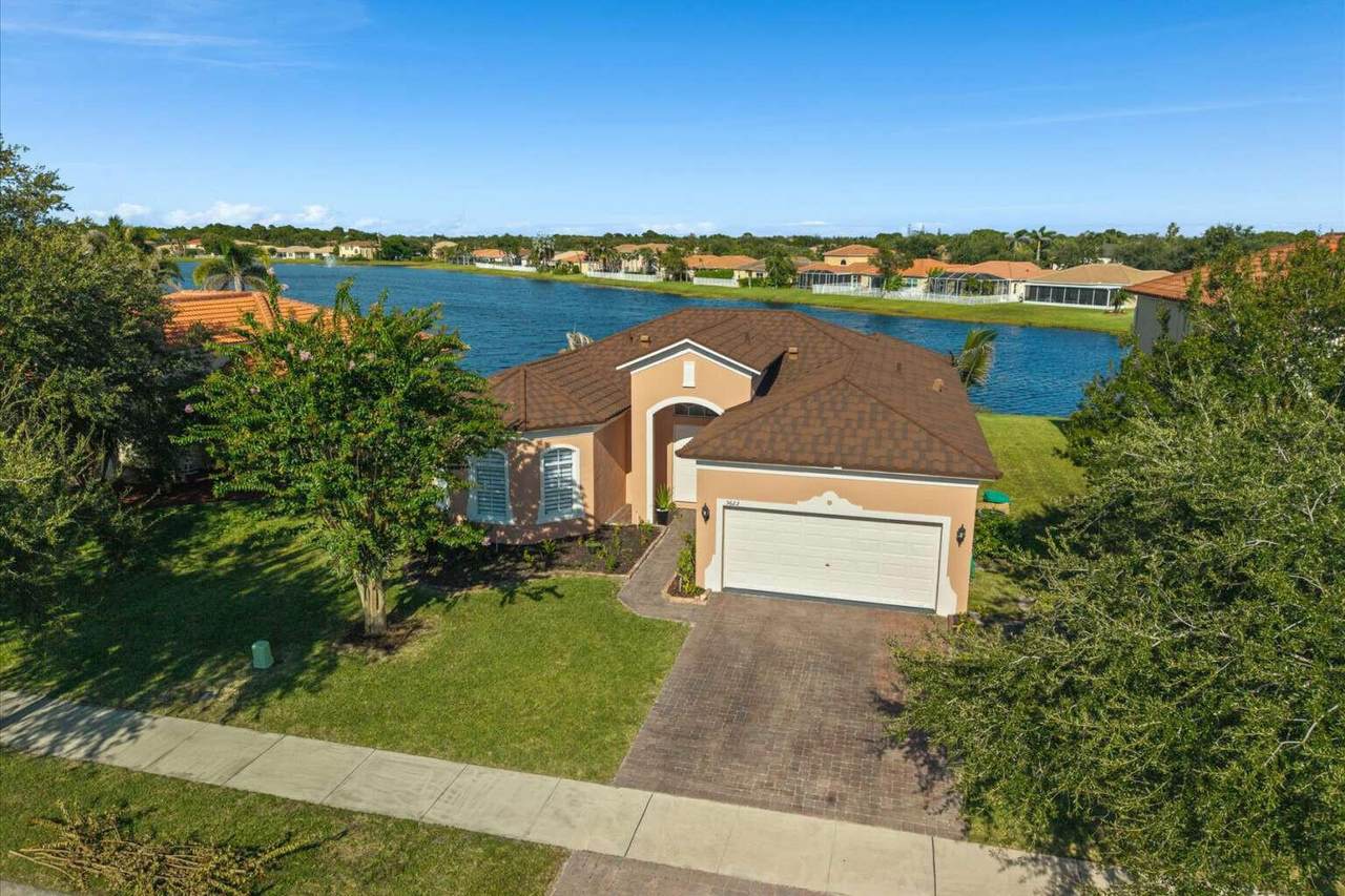5622 Place Lake Drive - Photo 1