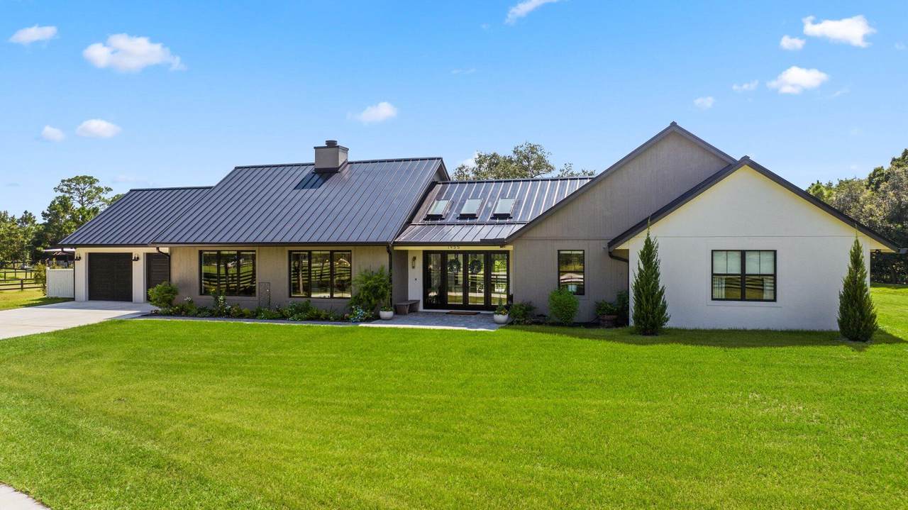 1955 137TH Way - Photo 1