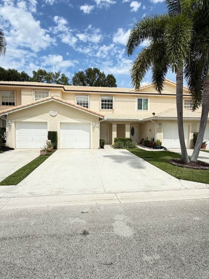 111 Fox Meadow Run - Photo 1