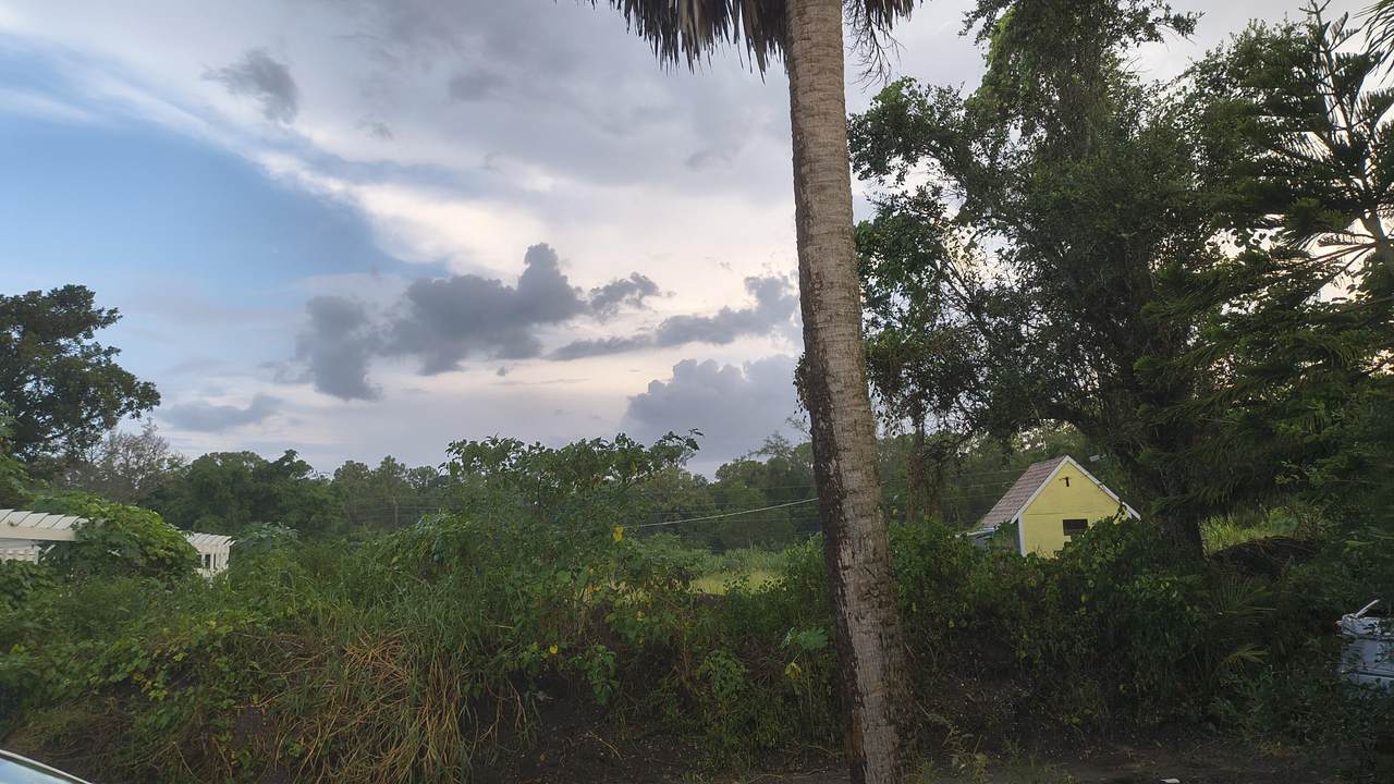 https://bt-photos.global.ssl.fastly.net/beaches/1280_boomver_1_B26068079-2.jpg