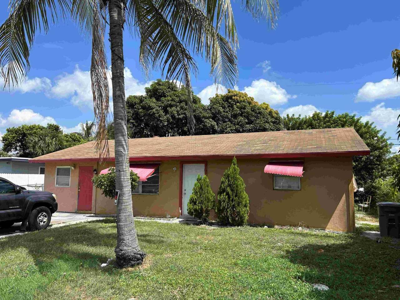 1191 Highland Road - Photo 1
