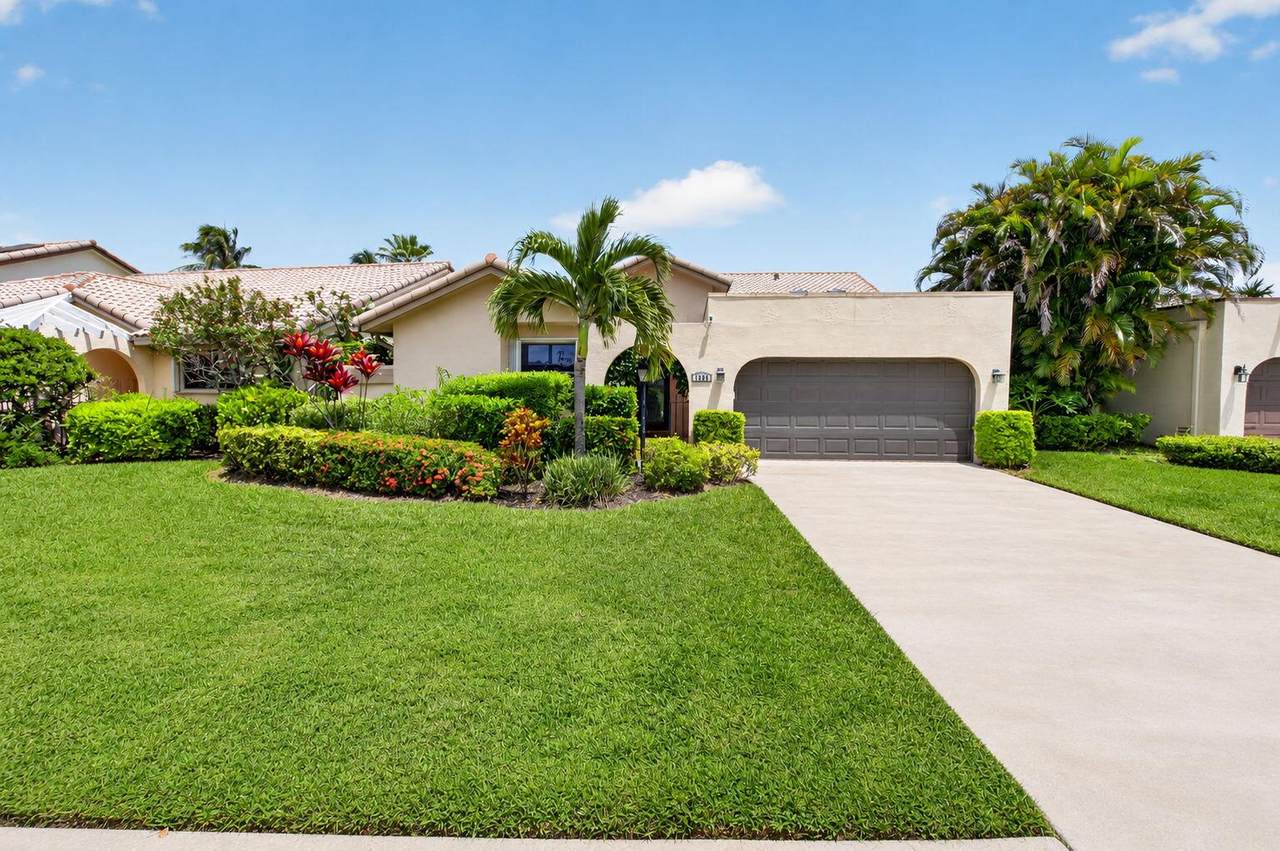 7658 Solimar Circle - Photo 1