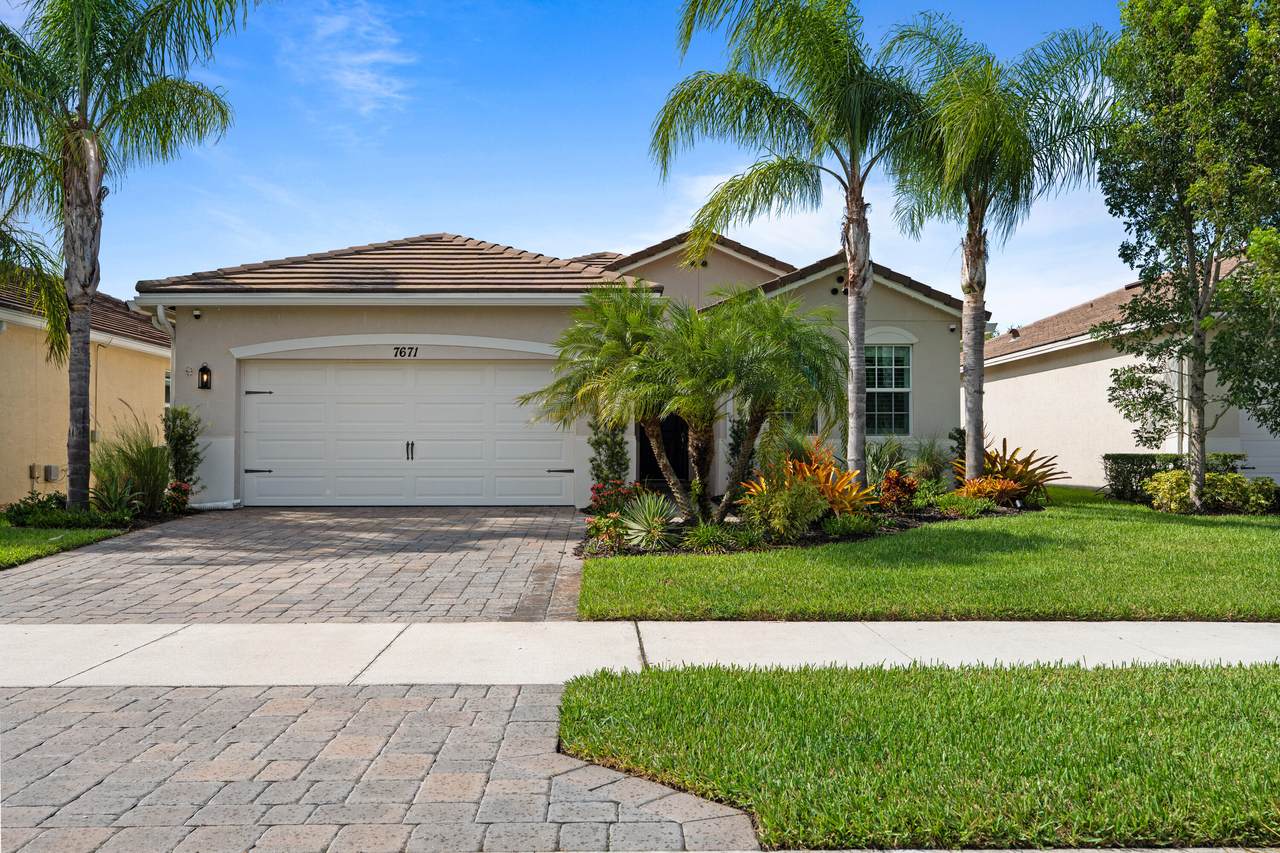 7671 Harbor Cove Drive - Photo 1