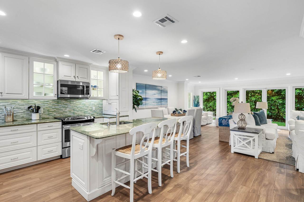4081 Kittiwake Court - Photo 1