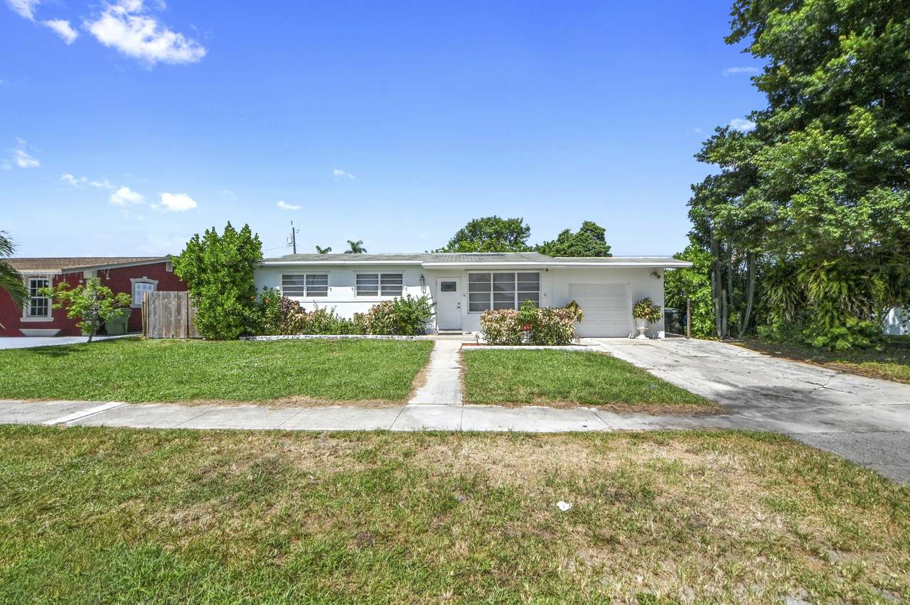149 Cayman Drive - Photo 1