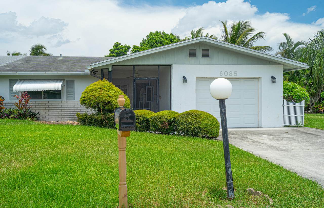 6085 Stanley Lane - Photo 1