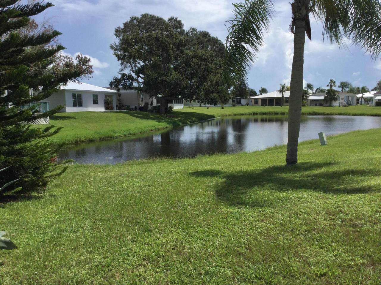 https://bt-photos.global.ssl.fastly.net/beaches/1280_boomver_1_B26070080-2.jpg