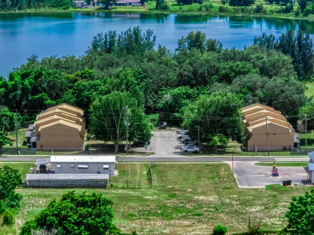 1000 Lake Anoka Boulevard - Photo 1