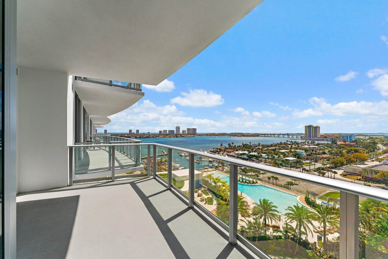 220 Lake Shore Drive - Photo 1