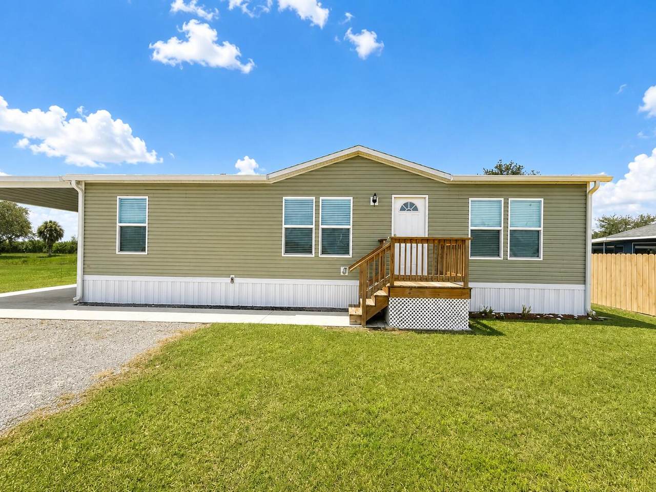 1121 Orange Loop - Photo 1