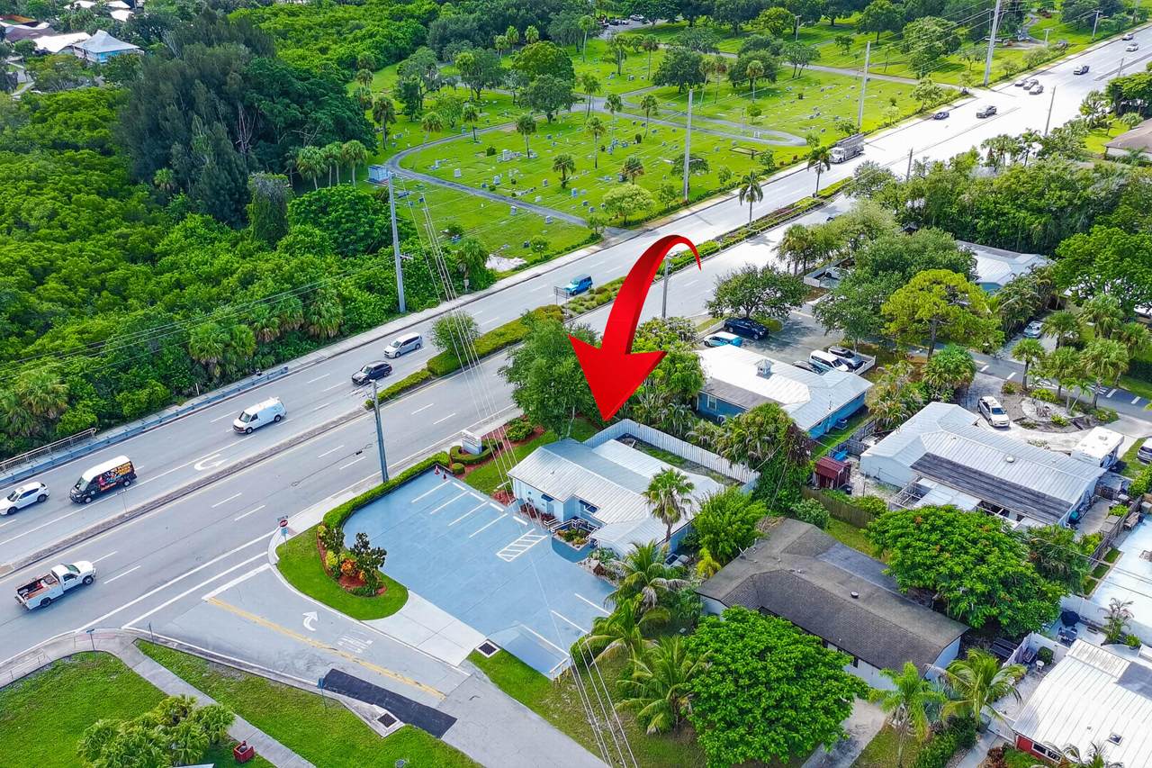 1200 Kanner Highway - Photo 1