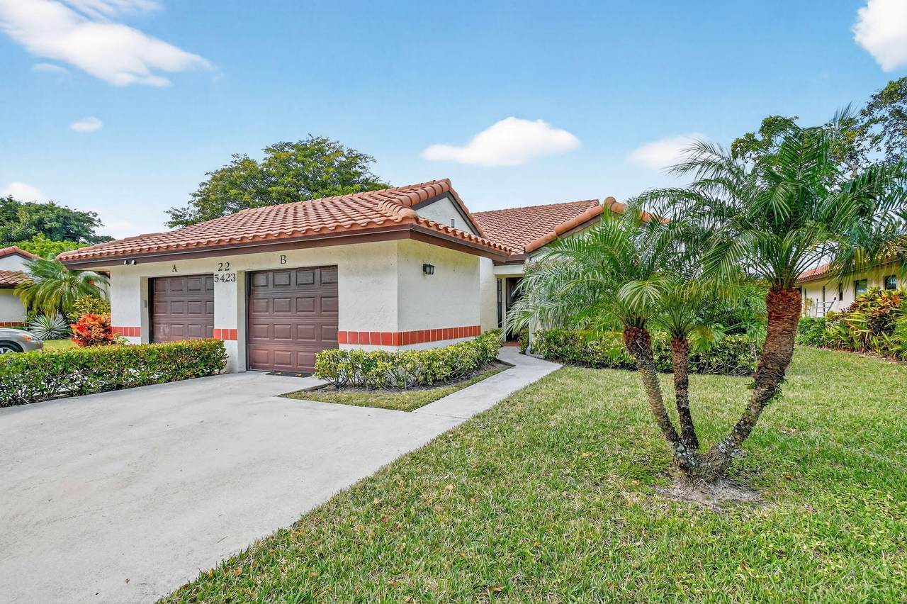 5423 Palm Springs Lane - Photo 1
