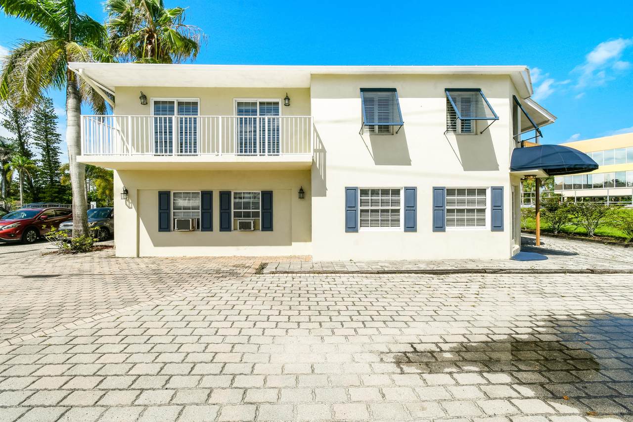 850 Martin Downs Boulevard - Photo 1