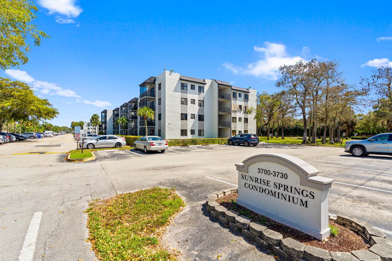 3700 Pine Island Road - Photo 1