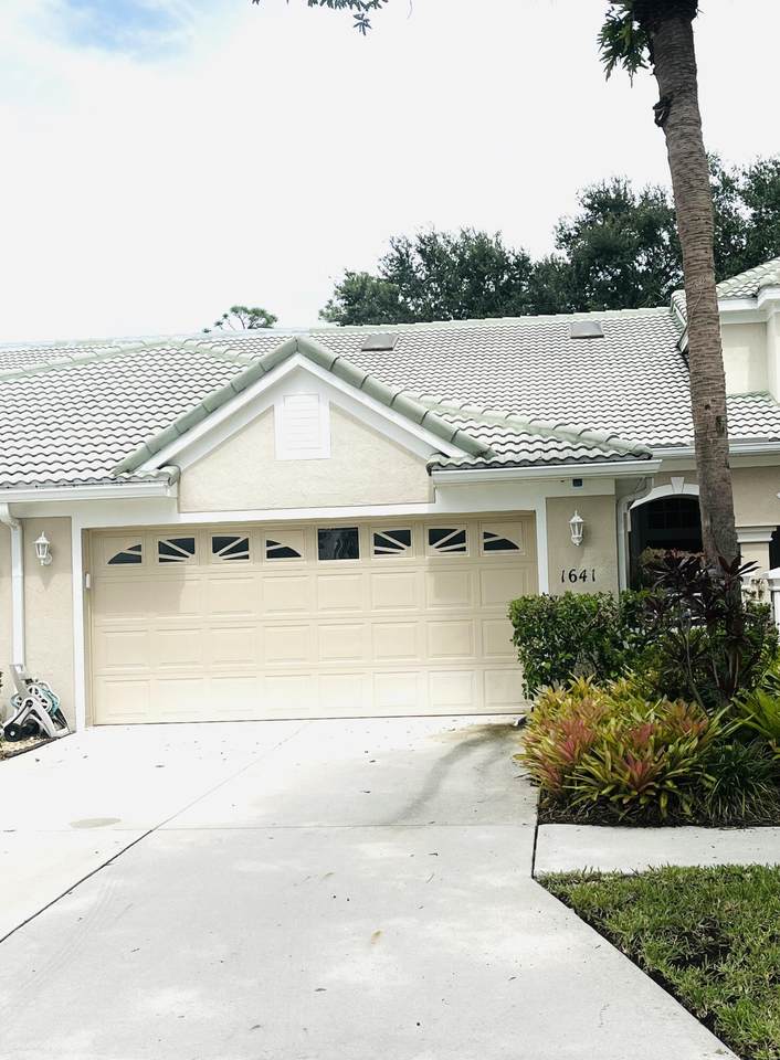 1641 Harbour Isles Circle - Photo 1