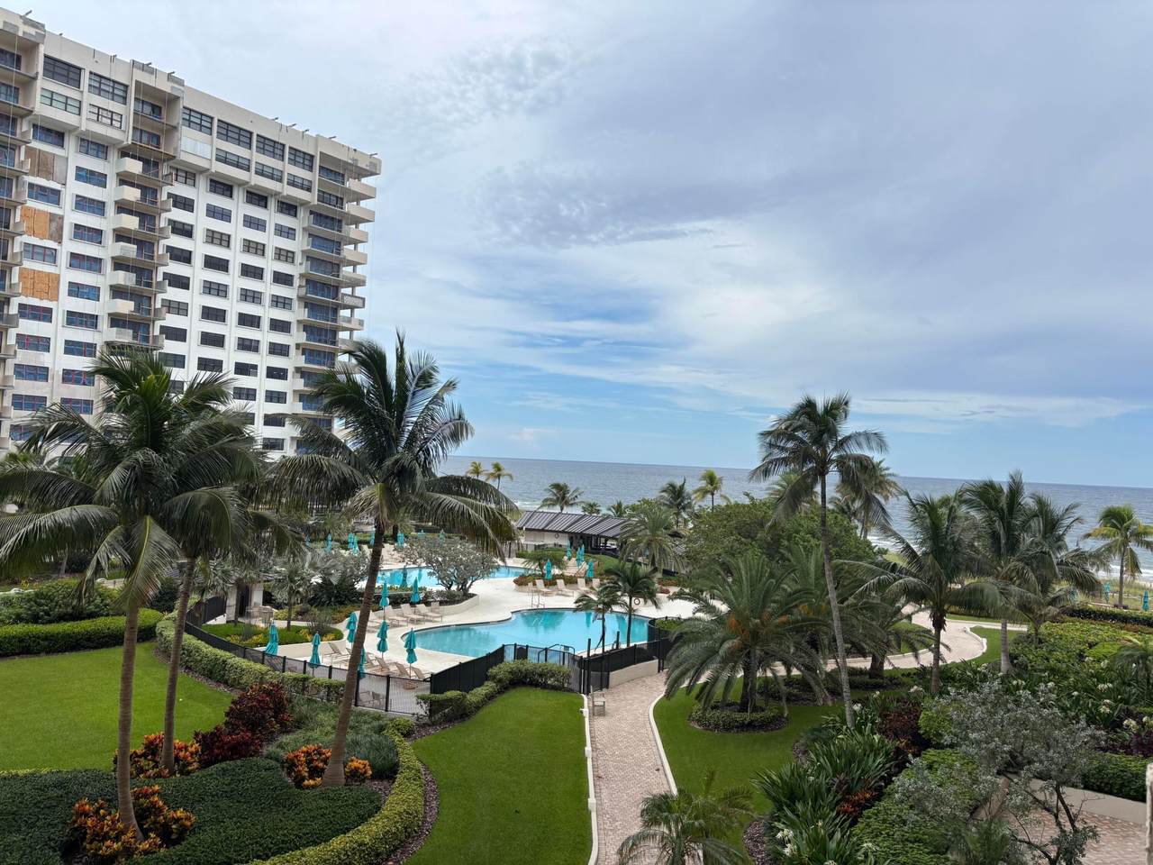 https://bt-photos.global.ssl.fastly.net/beaches/1280_boomver_1_B26078955-2.jpg