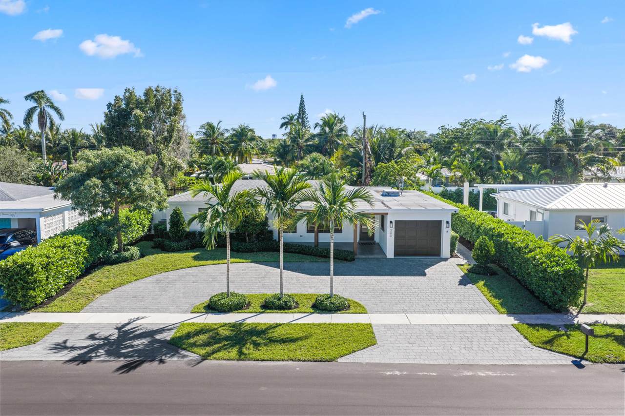 340 23rd Way - Photo 1