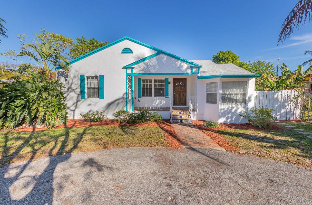 823 3rd Avenue - Photo 1