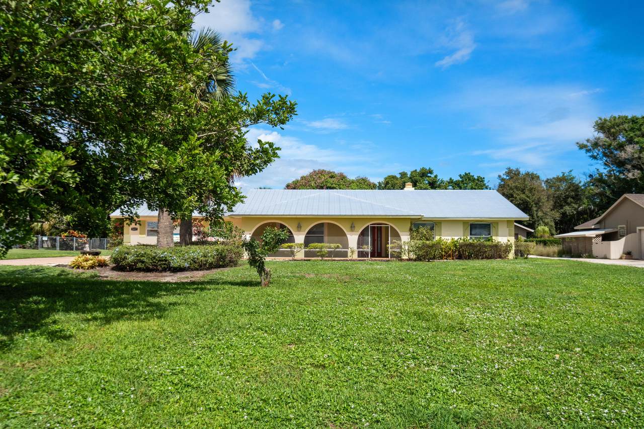 5417 Major Way - Photo 1