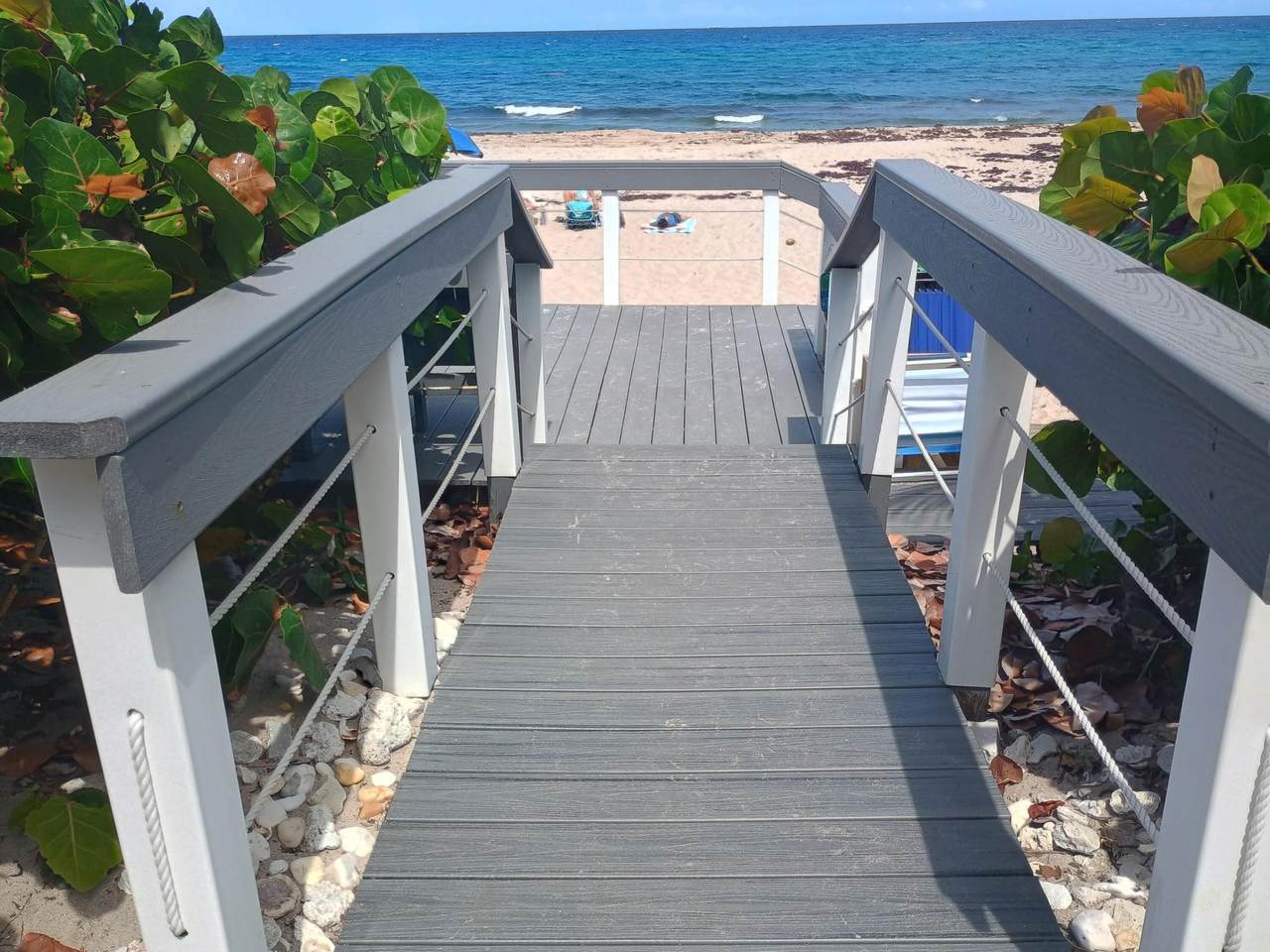 5520 Ocean Boulevard - Photo 1