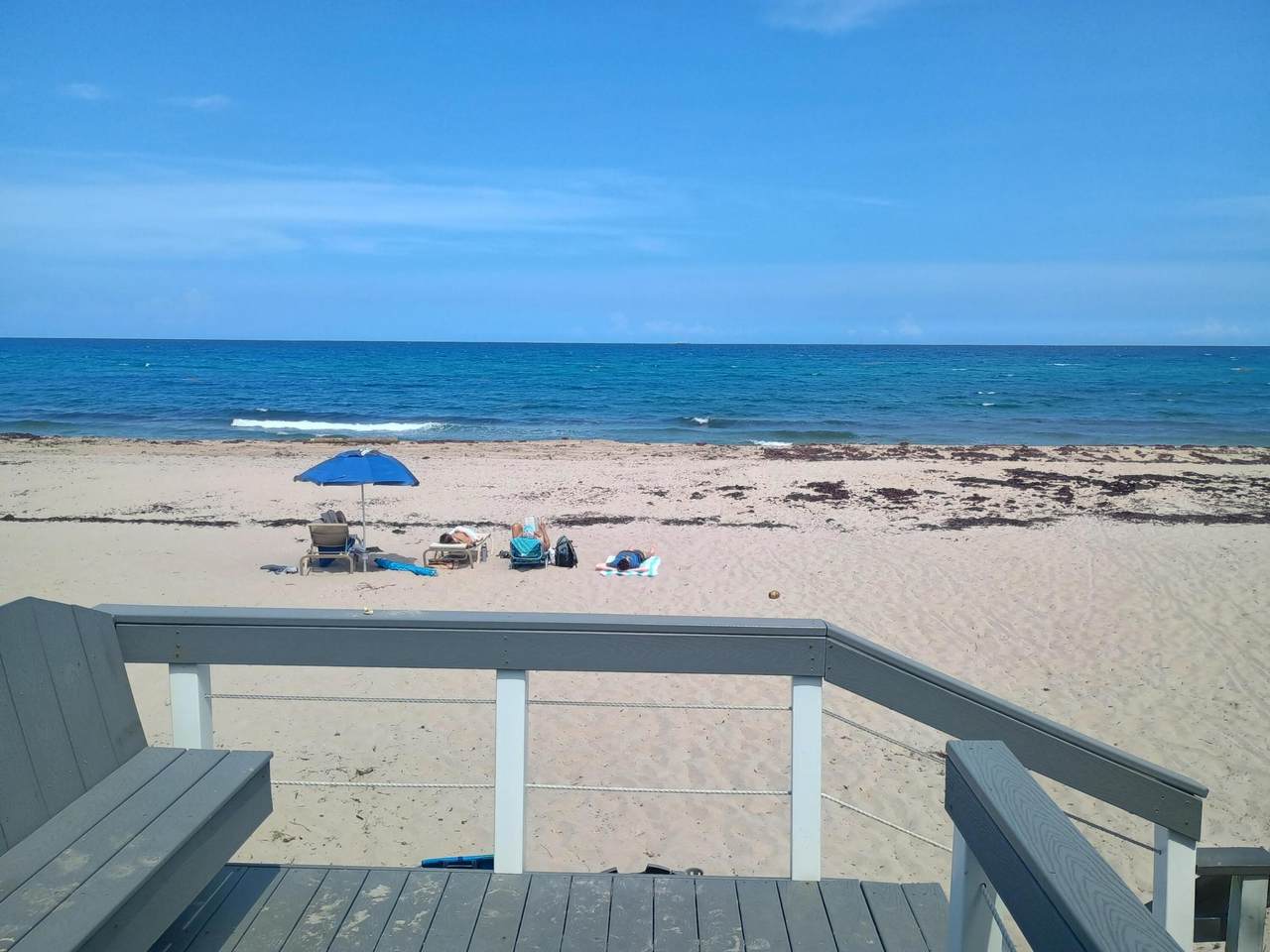 https://bt-photos.global.ssl.fastly.net/beaches/1280_boomver_1_B26079255-2.jpg