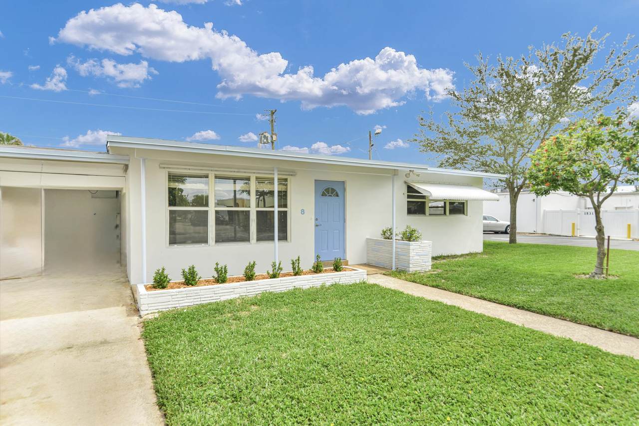 8 15TH Avenue - Photo 1