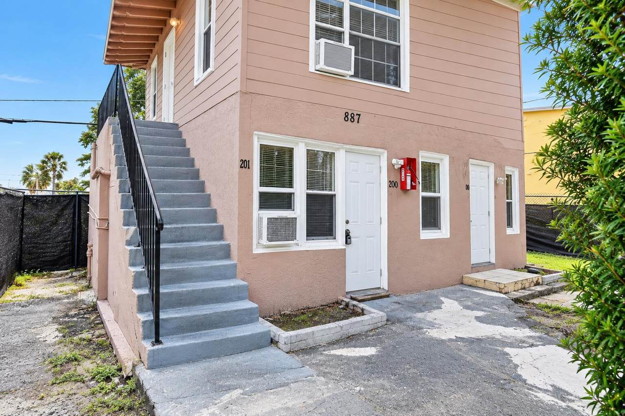 885-887 7TH Street - Photo 1