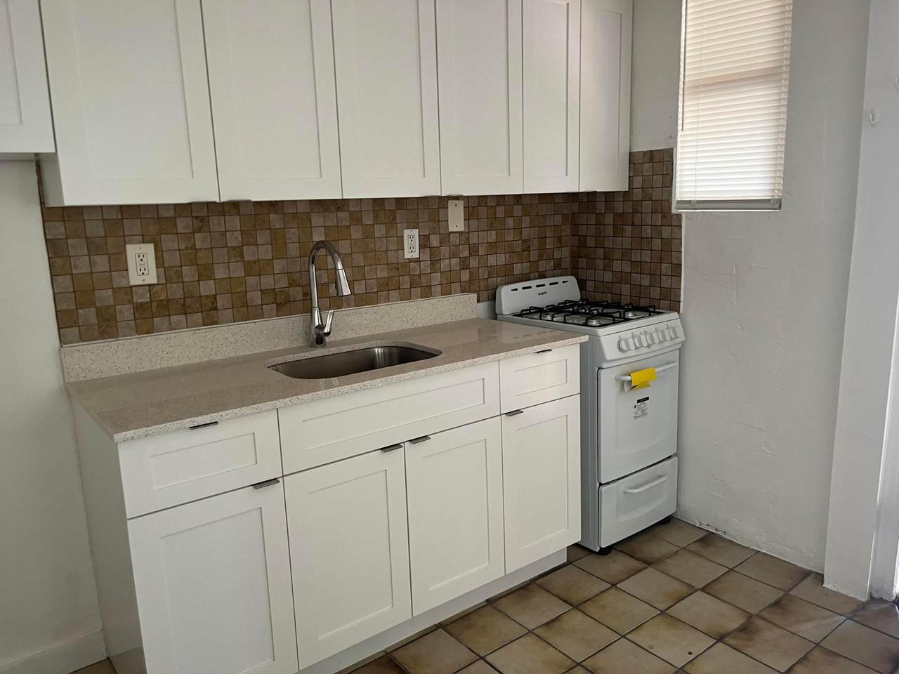 1844 Taft Street - Photo 1