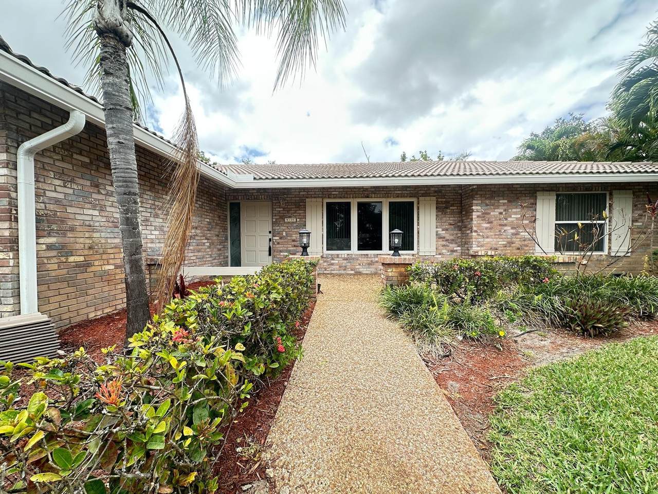 9135 3RD Court - Photo 1