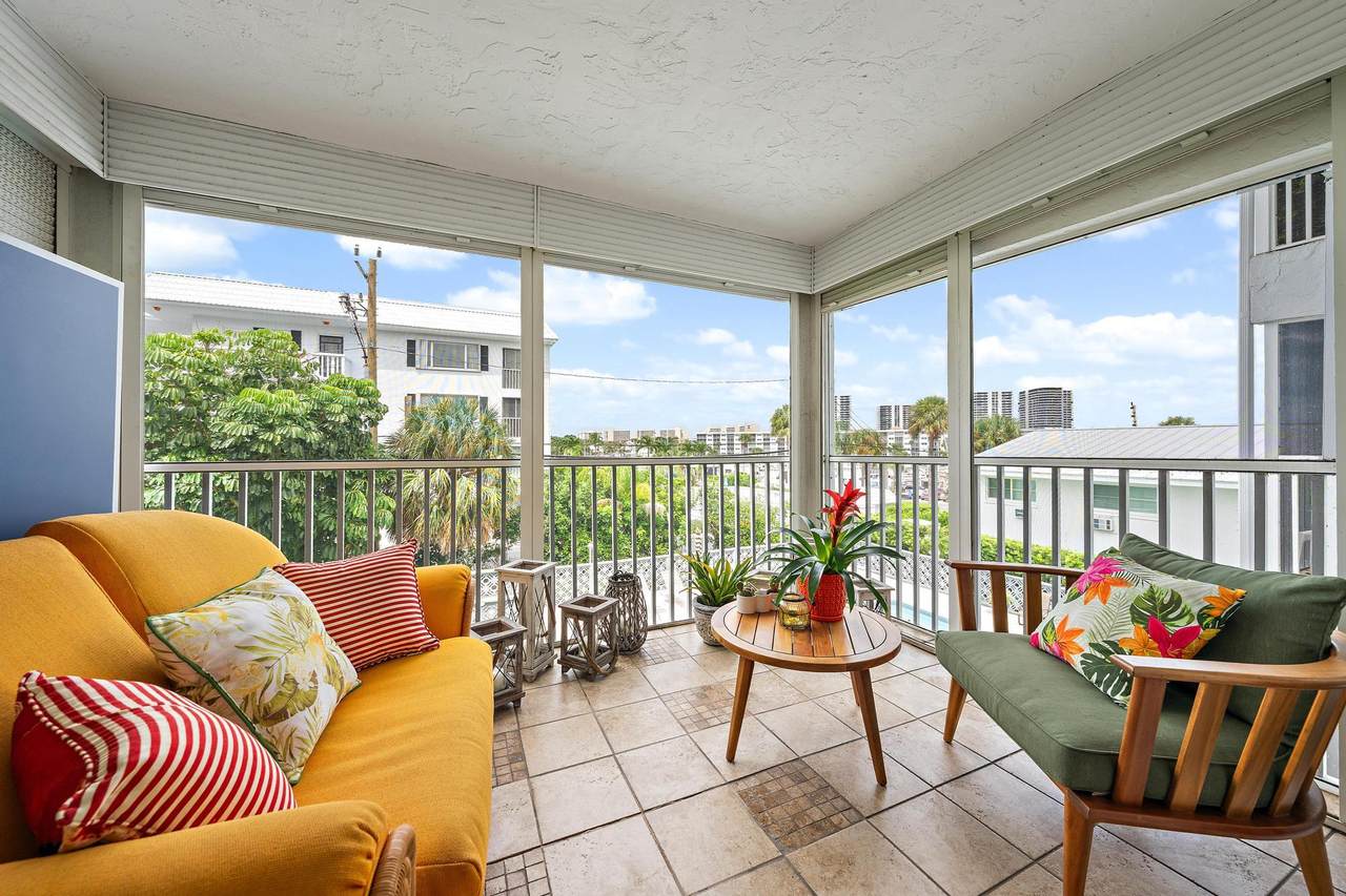 155 Yacht Club Drive - Photo 1