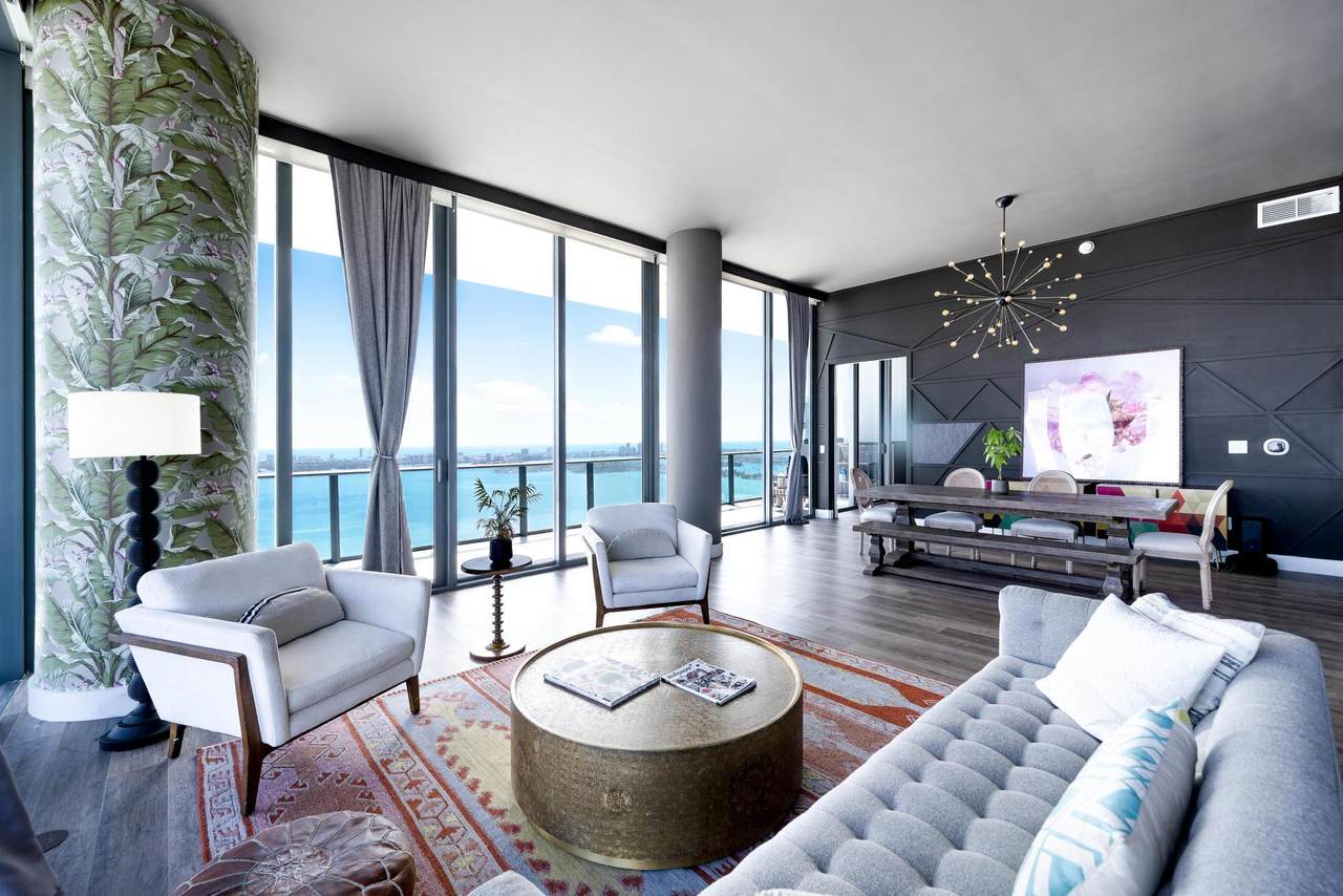 https://bt-photos.global.ssl.fastly.net/beaches/1280_boomver_1_B26079753-2.jpg