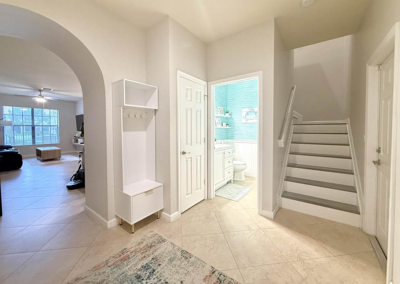 https://bt-photos.global.ssl.fastly.net/beaches/1280_boomver_1_B26079809-2.jpg