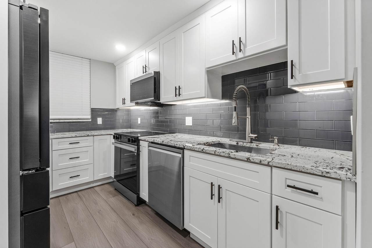 3545 Ocean Boulevard - Photo 1