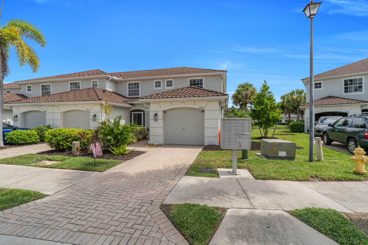 11739 Eros Road - Photo 1
