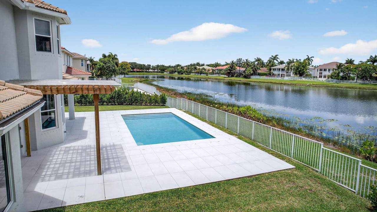 11587 Manatee Bay Lane - Photo 1
