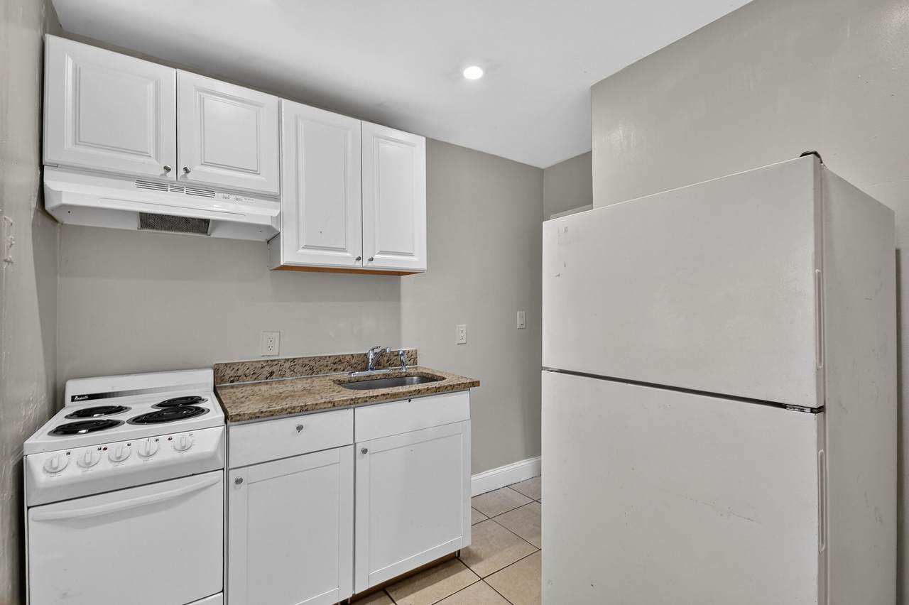 885-887 7TH Street - Photo 1