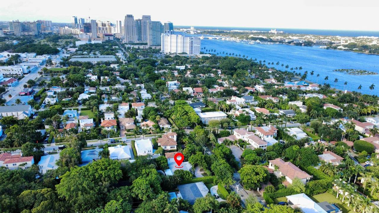 https://bt-photos.global.ssl.fastly.net/beaches/1280_boomver_1_B26080390-2.jpg