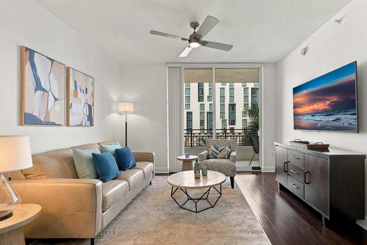 550 Okeechobee Boulevard - Photo 1