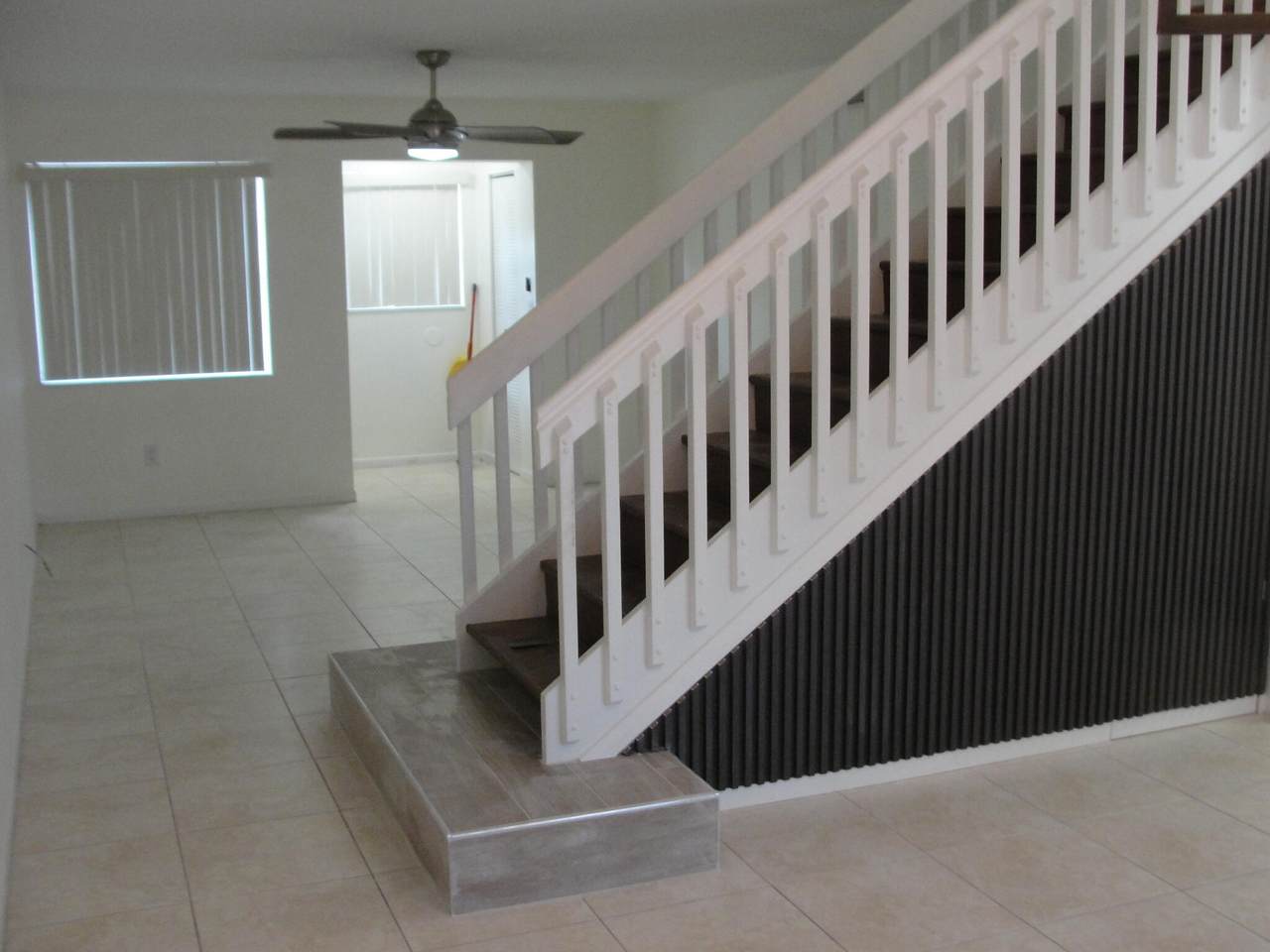 https://bt-photos.global.ssl.fastly.net/beaches/1280_boomver_1_B26080920-2.jpg