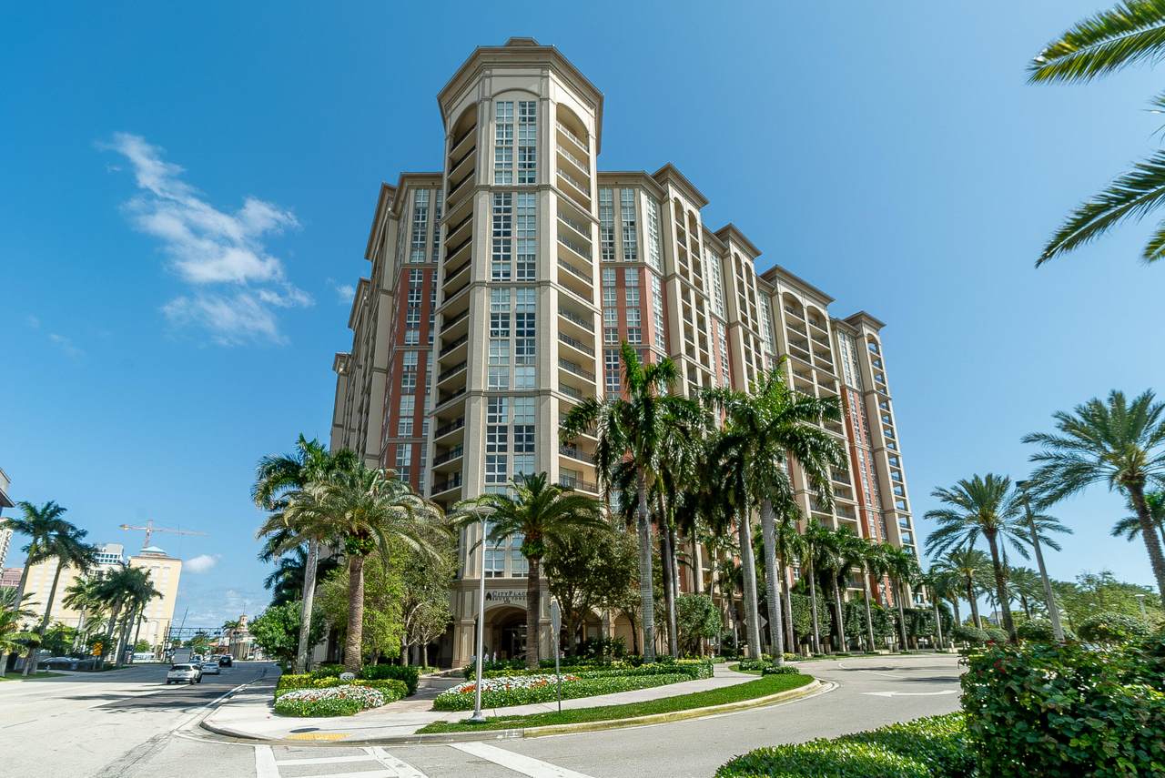 550 Okeechobee Boulevard - Photo 1