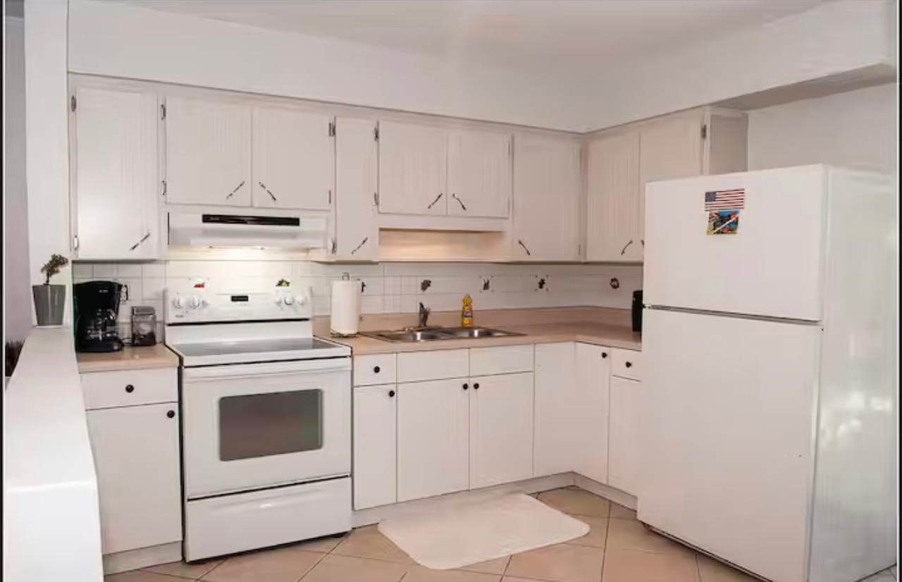 5712 17th Terrace - Photo 1